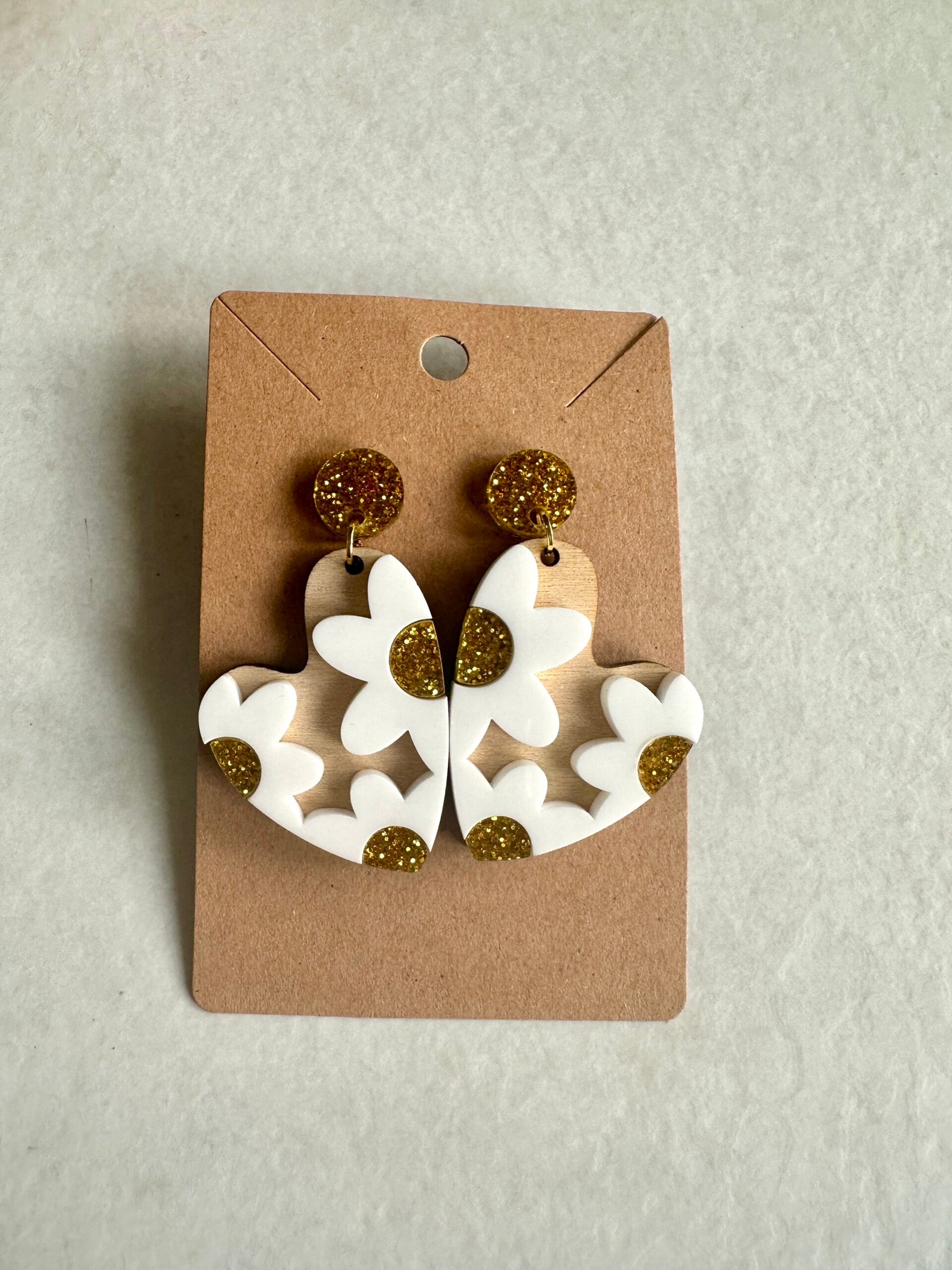 boucles d'oreilles cœur fleurs or